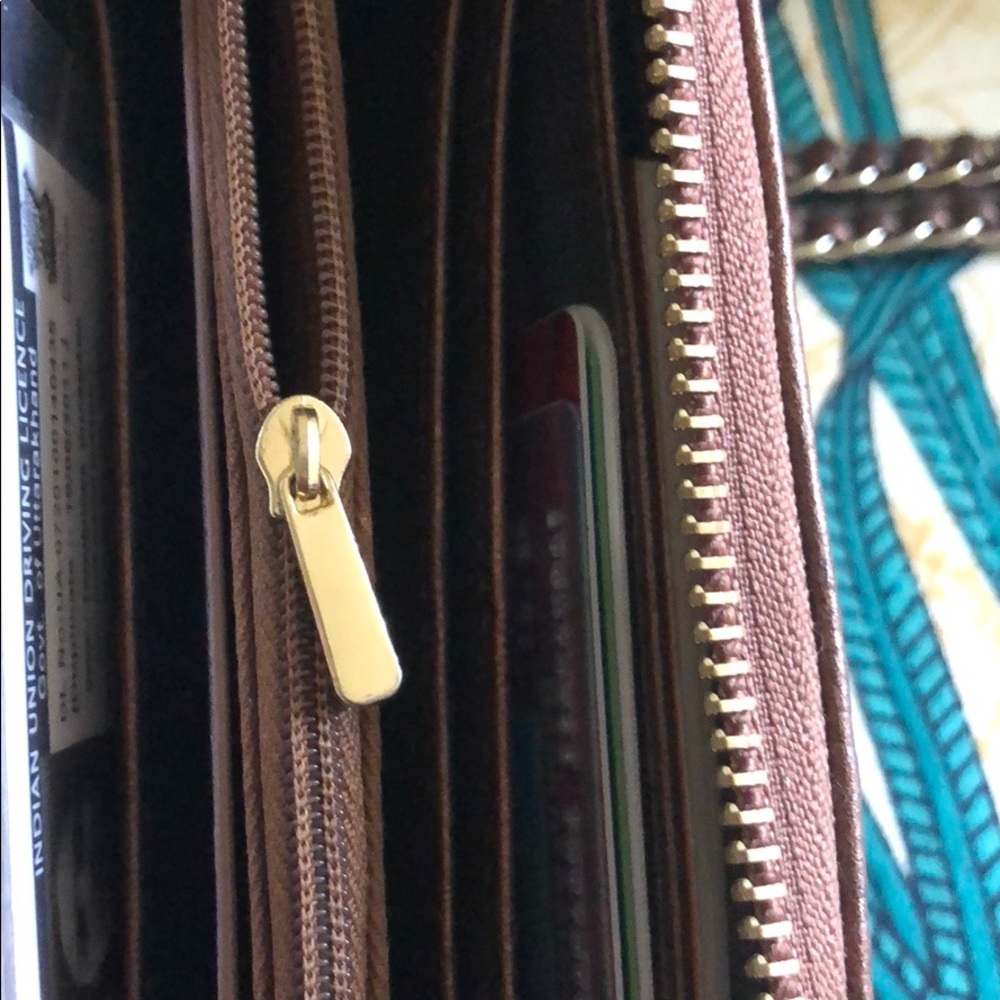 Wallet - Picture 4 of 6